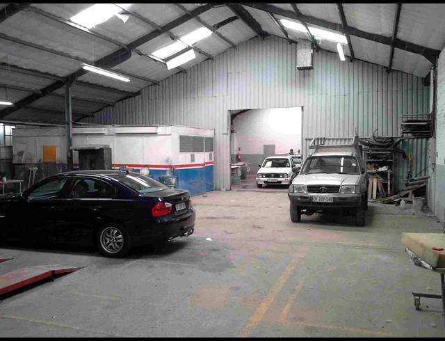 1,800M² FACTORY FOR SALE IN ELSIES RIVER INDUSTRIAL